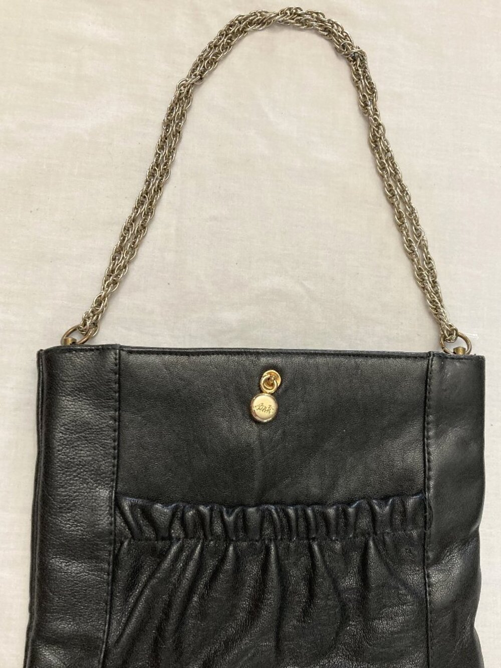 Vintage Ande' Black Leather Envelope Purse/Handbag with Chain Handle Chic 1970s